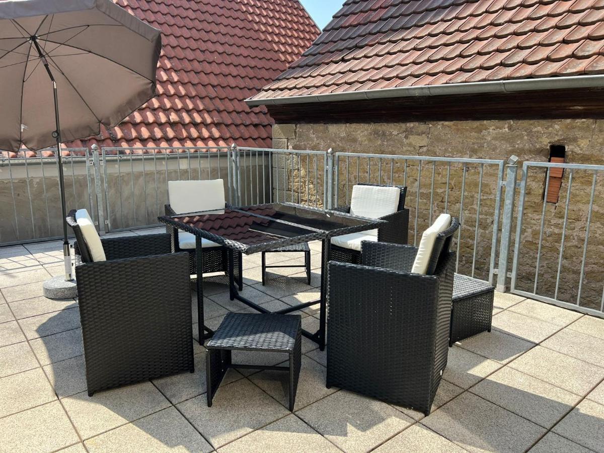 Privatzimmer Im Herzen Von Ипхофен Екстериор снимка
